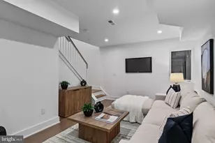 749 N Capitol St, Philadelphia, PA 19130 - Photo 15