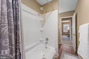 8229 Chelwynde Ave, Philadelphia, PA 19153 - Photo 29