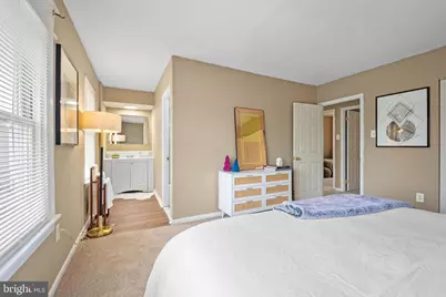 8229 Chelwynde Avenue, Philadelphia, PA 19153 - Photo 25