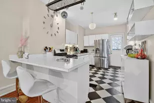 2322 Poplar St, Philadelphia, PA 19130 - Photo 9