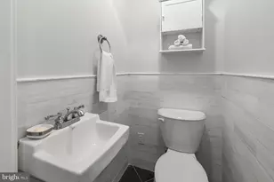 2214 Brandywine St, Philadelphia, PA 19130 - Photo 17