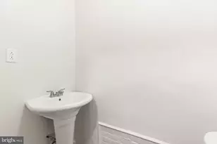 725 S Smedley St, Philadelphia, PA 19146 - Photo 11