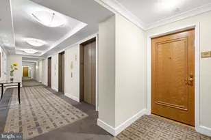 400 S Broad St, Philadelphia, PA 19146 - Photo 49