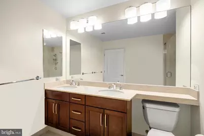 400 S Broad Street #2407, Philadelphia, PA 19146 - Photo 17