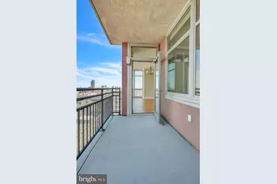 400 S Broad Street #2407, Philadelphia, PA 19146 - Photo 13