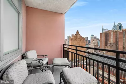 400 S Broad Street #2407, Philadelphia, PA 19146 - Photo 23