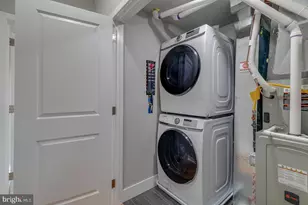 2113 W Master St, Philadelphia, PA 19121 - Photo 11