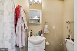 2214 N Camac St, Philadelphia, PA 19133 - Photo 15