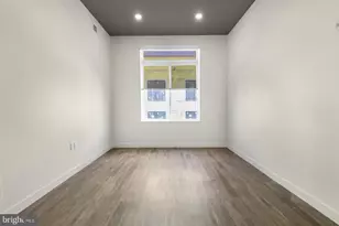 525 N 41st St, Philadelphia, PA 19104 - Photo 11