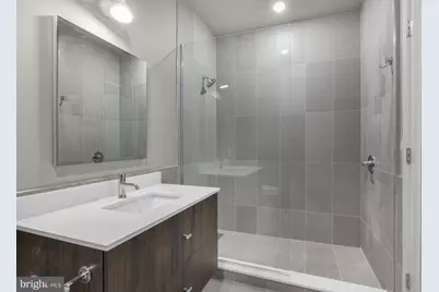 525 N 41st Street #304, Philadelphia, PA 19104 - Photo 17