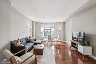 2031 Locust St, Philadelphia, PA 19103 - Photo 1