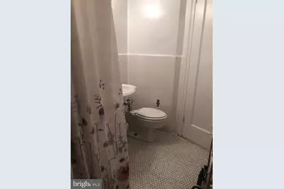 2031 Locust Street #401, Philadelphia, PA 19103 - Photo 9