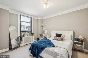 2031 Locust St, Philadelphia, PA 19103 - Photo 9