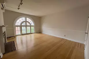 2038 Locust St, Philadelphia, PA 19103 - Photo 7