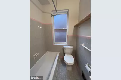 2038 Locust Street #3, Philadelphia, PA 19103 - Photo 19