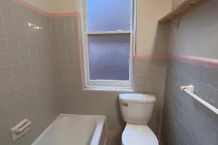 2038 Locust St, Philadelphia, PA 19103 - Photo 19