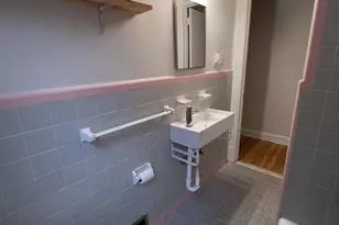 2038 Locust St, Philadelphia, PA 19103 - Photo 21