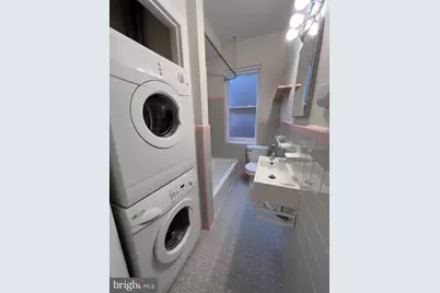 2038 Locust Street #3, Philadelphia, PA 19103 - Photo 23