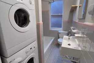 2038 Locust St, Philadelphia, PA 19103 - Photo 23