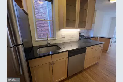 2038 Locust Street #3, Philadelphia, PA 19103 - Photo 15