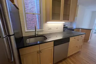 2038 Locust St, Philadelphia, PA 19103 - Photo 15