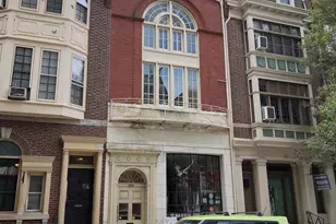 2038 Locust St, Philadelphia, PA 19103 - Photo 3