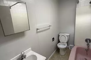 1916 S Norwood St, Philadelphia, PA 19145 - Photo 13