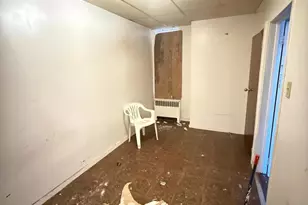 2003 S Norwood St, Philadelphia, PA 19145 - Photo 15