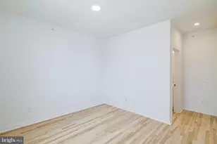 1842 E Harold St, Philadelphia, PA 19125 - Photo 5