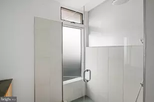 636 Belgrade St, Philadelphia, PA 19125 - Photo 19