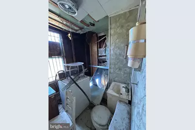 2244 N Sydenham Street, Philadelphia, PA 19132 - Photo 11