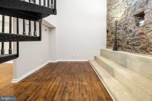 331 N Front St, Philadelphia, PA 19106 - Photo 15