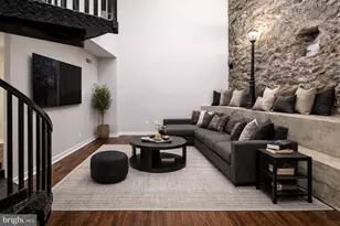 331 N Front St, Philadelphia, PA 19106 - Photo 13