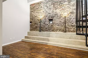 331 N Front St, Philadelphia, PA 19106 - Photo 13