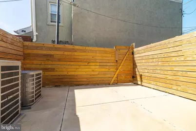 2202 E Huntingdon Street, Philadelphia, PA 19125 - Photo 25