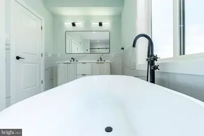 2202 E Huntingdon Street, Philadelphia, PA 19125 - Photo 21