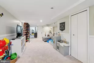 602 N 21st St, Philadelphia, PA 19130 - Photo 35