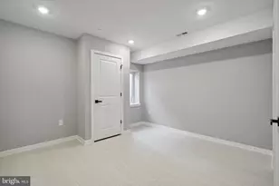 1345 W York St, Philadelphia, PA 19132 - Photo 17