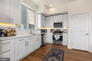 1356 S Bouvier St, Philadelphia, PA 19146 - Photo 5