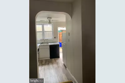 528 Fitzwater Street, Philadelphia, PA 19147 - Photo 9