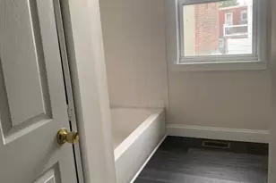 528 Fitzwater St, Philadelphia, PA 19147 - Photo 35