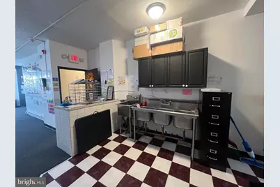 6106 Lansdowne Avenue, Philadelphia, PA 19151 - Photo 9