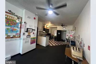 6106 Lansdowne Avenue, Philadelphia, PA 19151 - Photo 7