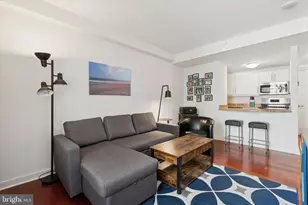 219 S 18th St, Philadelphia, PA 19103 - Photo 5