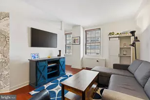 219 S 18th St, Philadelphia, PA 19103 - Photo 5