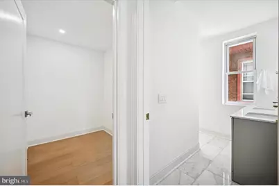 240 W Earlham Terrace, Philadelphia, PA 19144 - Photo 17