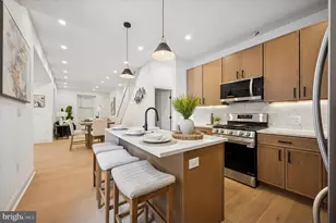 240 W Earlham Ter, Philadelphia, PA 19144 - Photo 11