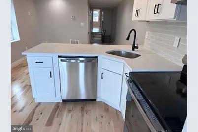 2821 E Girard Ave #B, Philadelphia, PA 19130 - Photo 7