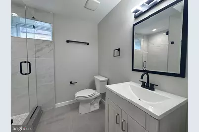 2821 E Girard Ave #B, Philadelphia, PA 19130 - Photo 9