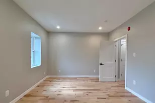 2821 E Girard Ave, Philadelphia, PA 19130 - Photo 19